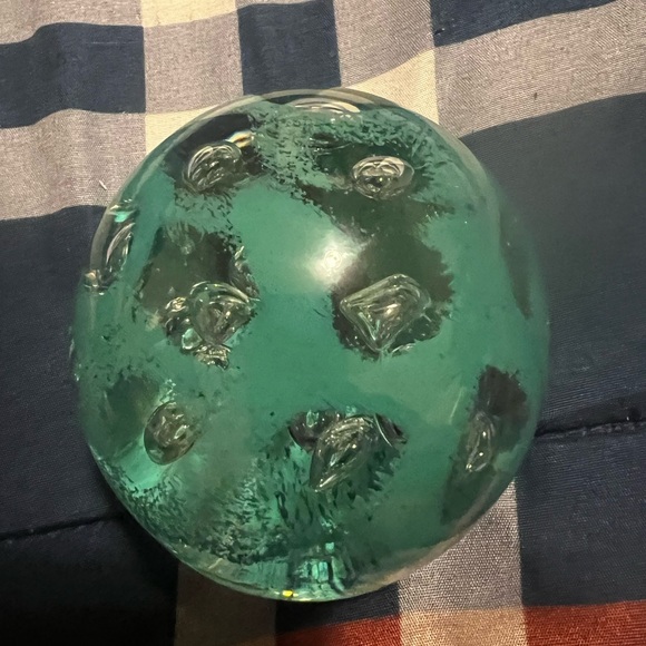Matching pair of glass art - Picture 4 of 6